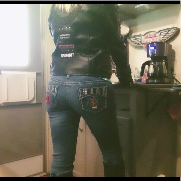 Maurice’s embellished jeans - Picture 12 of 16